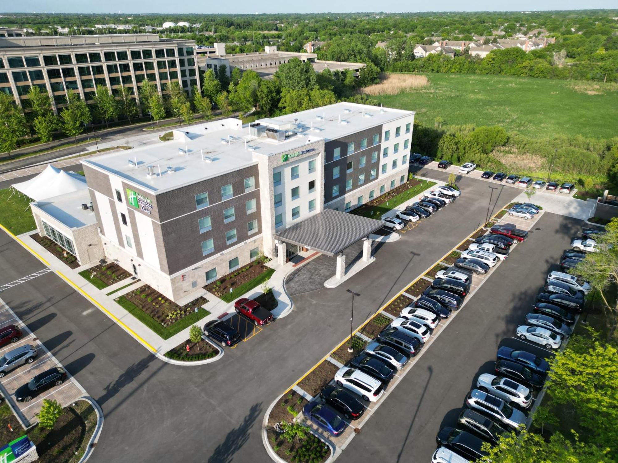 Holiday Inn Express & Suites Chicago Schaumburg By Ihg 外观 照片