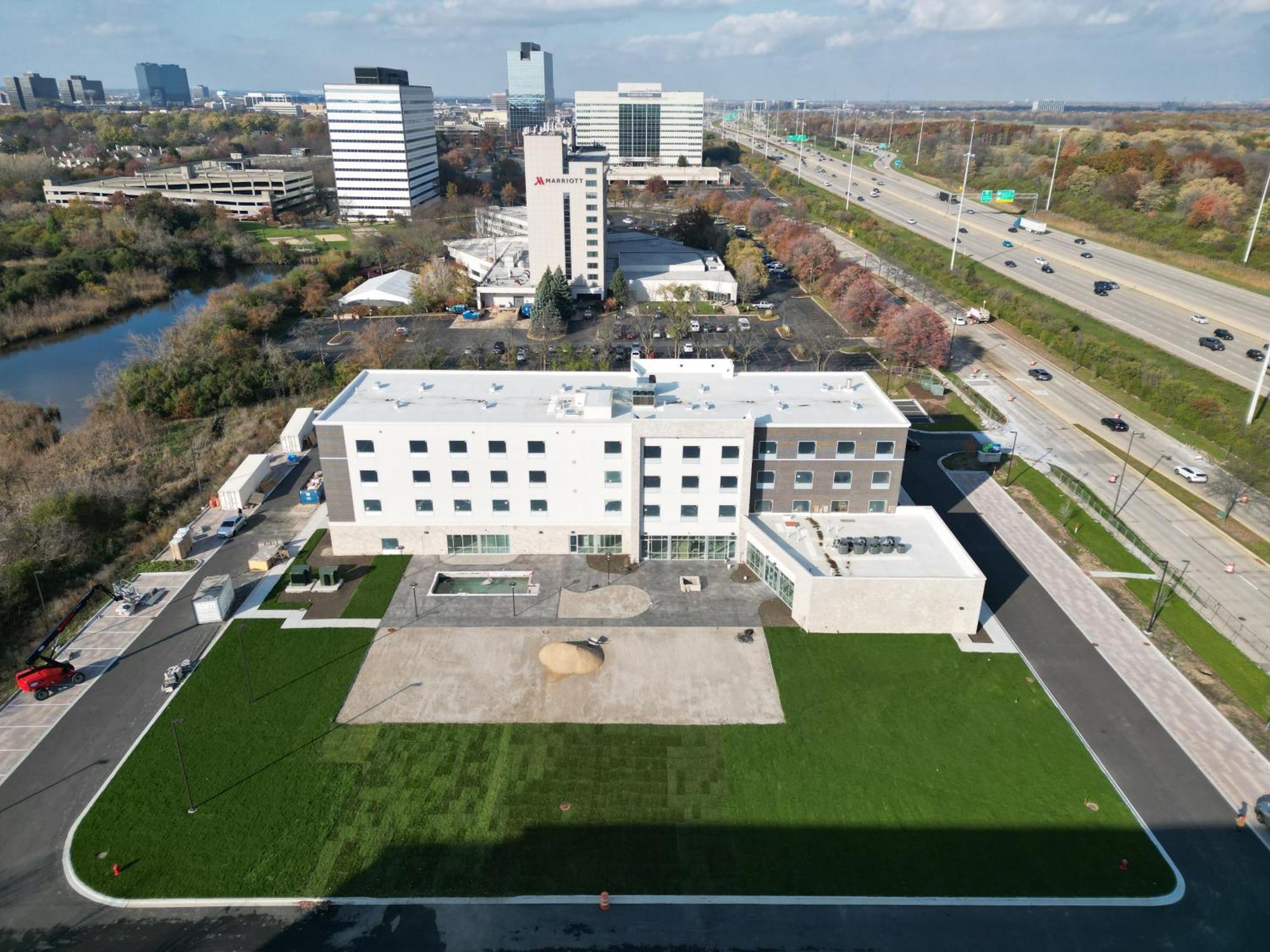 Holiday Inn Express & Suites Chicago Schaumburg By Ihg 外观 照片