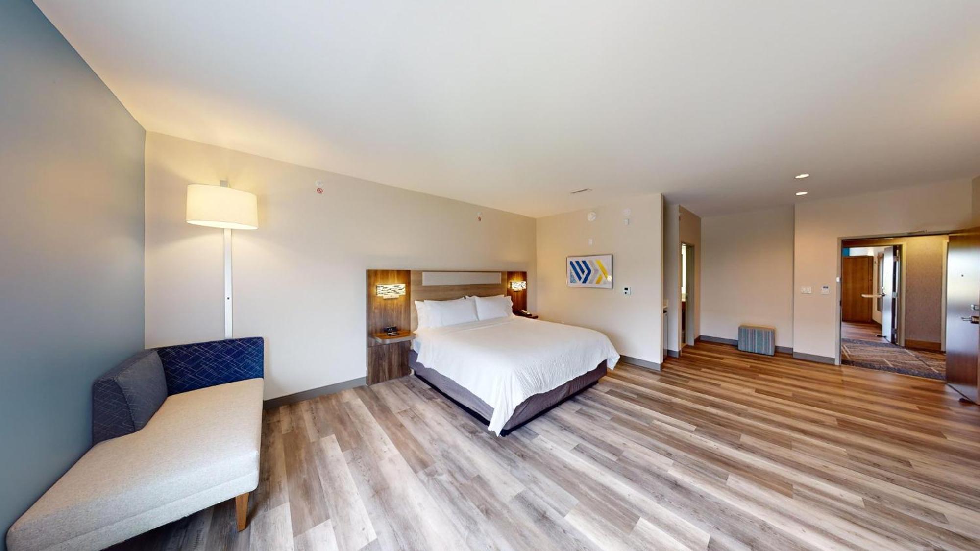 Holiday Inn Express & Suites Chicago Schaumburg By Ihg 外观 照片